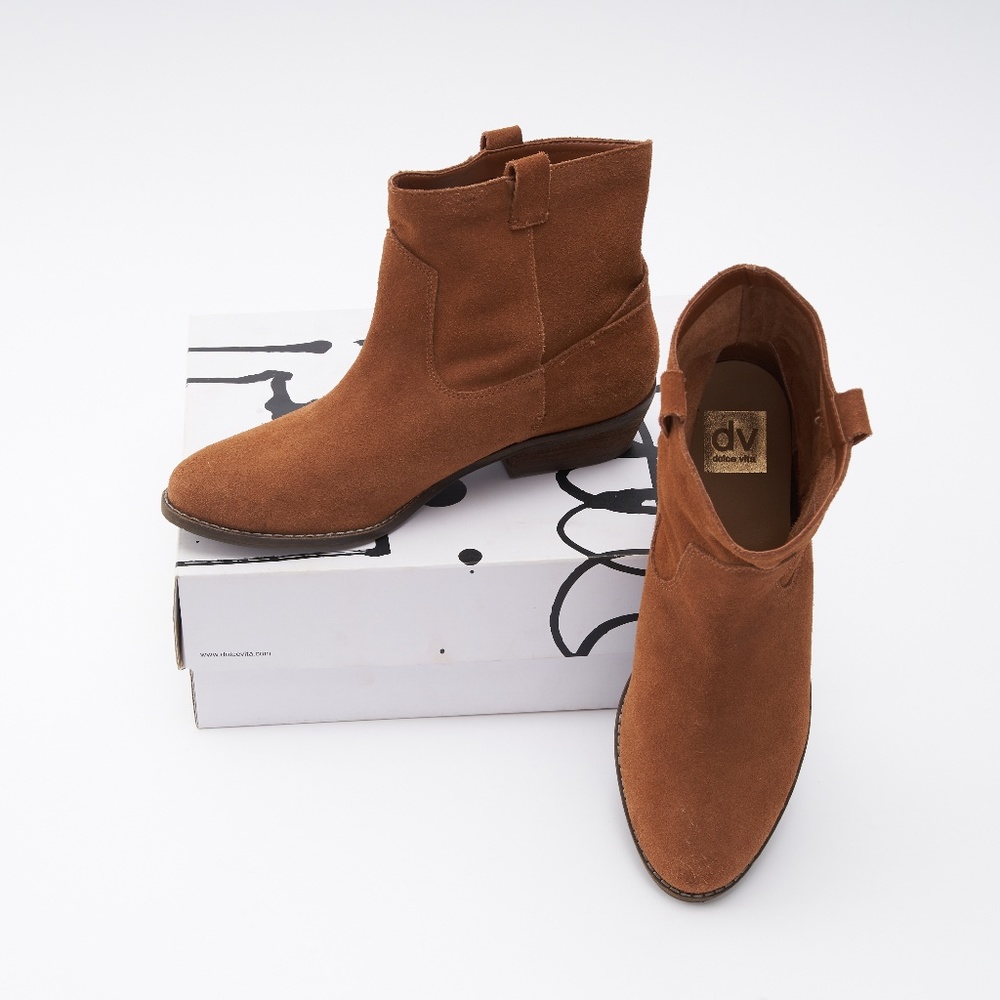 DV by dolce vita booties size 8